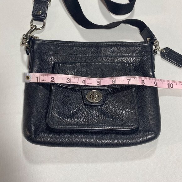 Coach Black Leather Crossbody Bag With Front Turn-Lock Pocket & Adjustable Strap - Picture 5 of 6